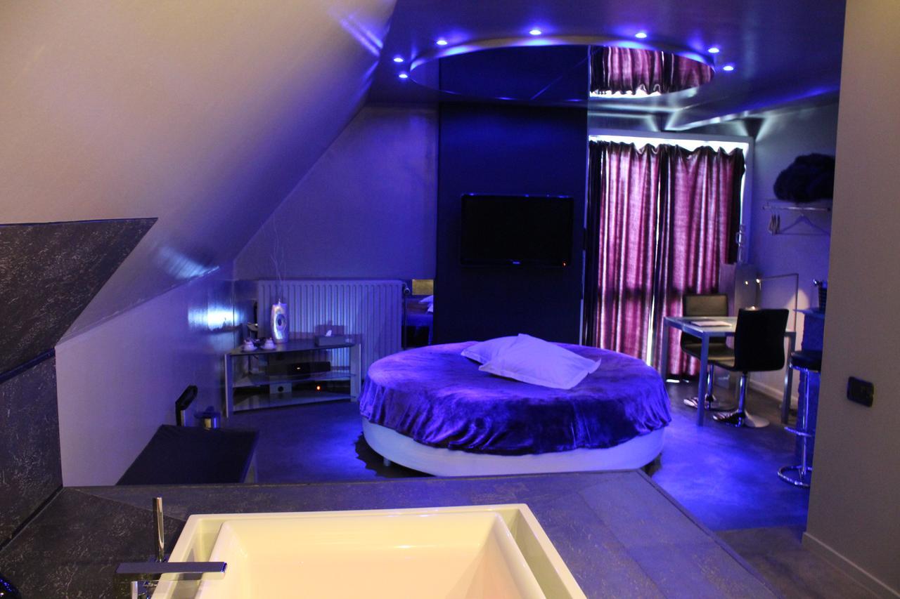 Bubble Lounge Hotel Hooglede Экстерьер фото